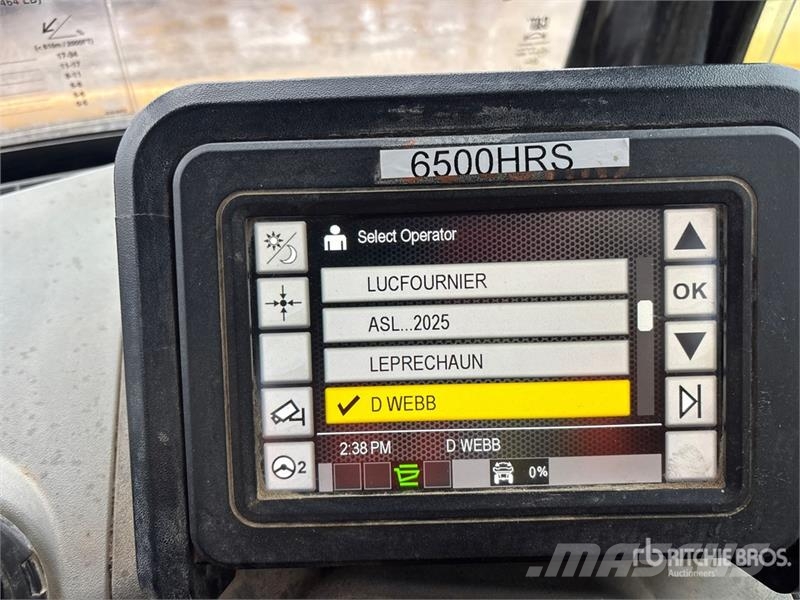 CAT 730 Dumper - Knickgelenk