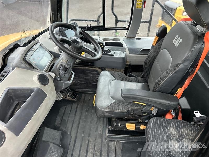 CAT 730 Articulated Haulers