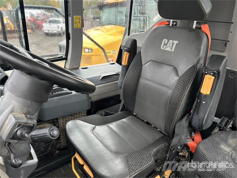 CAT 730 Articulated Haulers