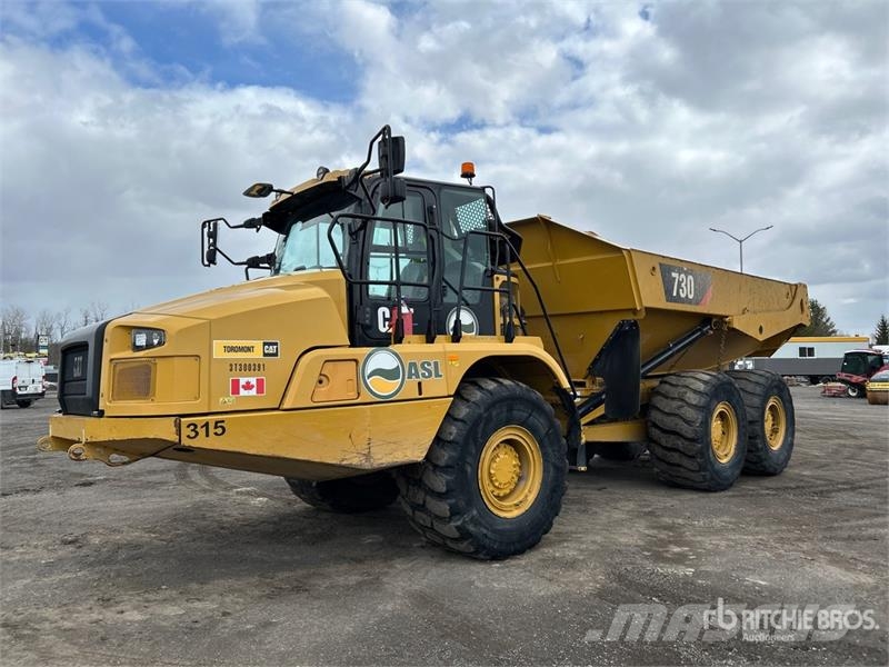 CAT 730 Dumper - Knickgelenk