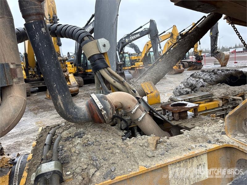 CAT 730 Dumper - Knickgelenk