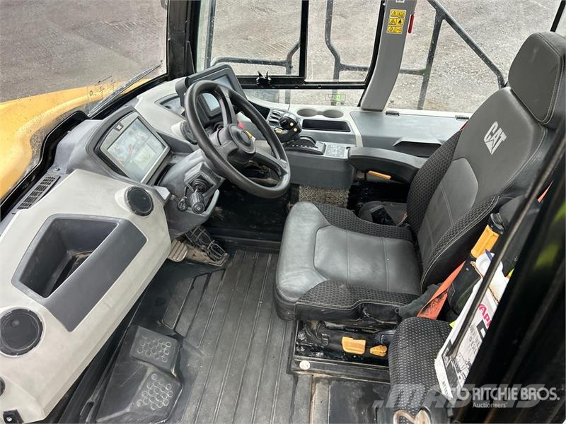 CAT 730 Articulated Haulers