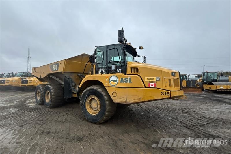 CAT 730 Dumper - Knickgelenk