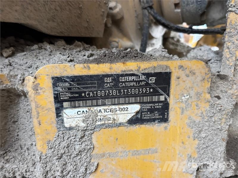 CAT 730 Dumper - Knickgelenk