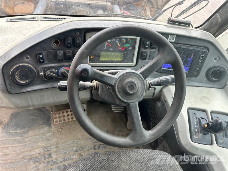CAT 730C Csuklósdömperek
