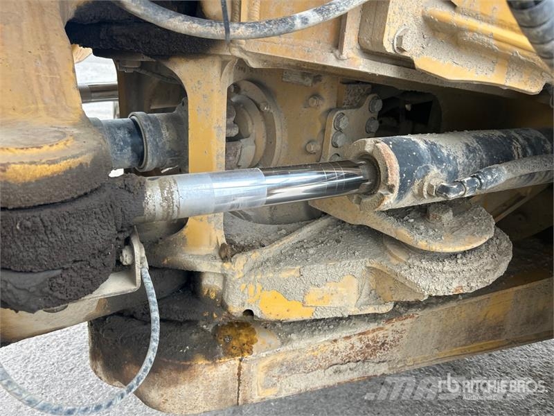 CAT 730C Csuklósdömperek