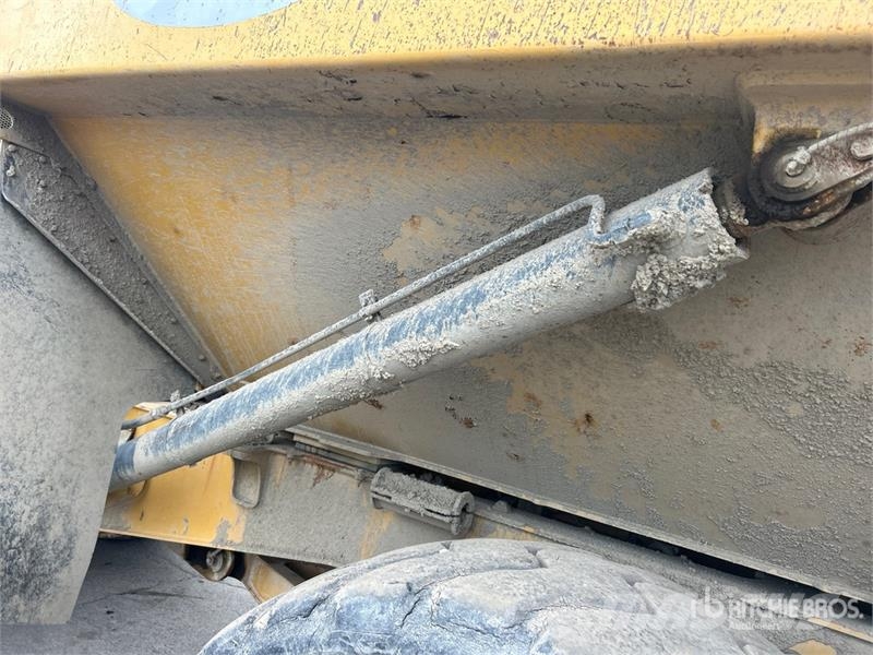 CAT 730C Csuklósdömperek