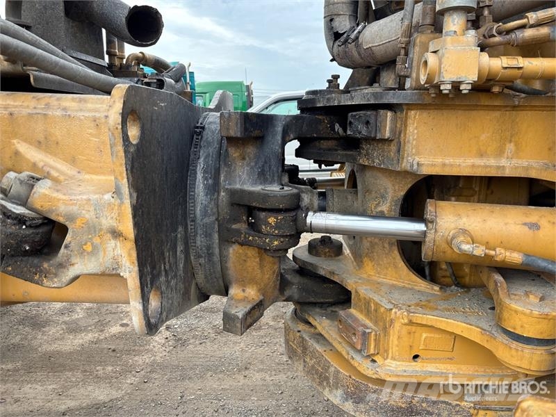 CAT 735 Tombereau articulé