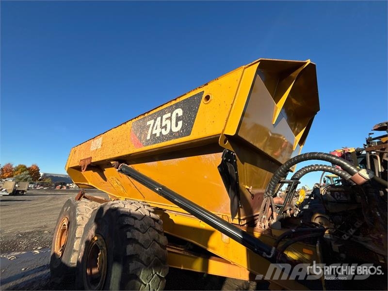 CAT 745C Karjeriniai savivarčiai