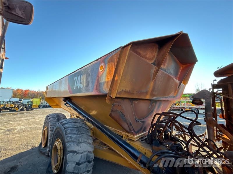 CAT 745C Karjeriniai savivarčiai