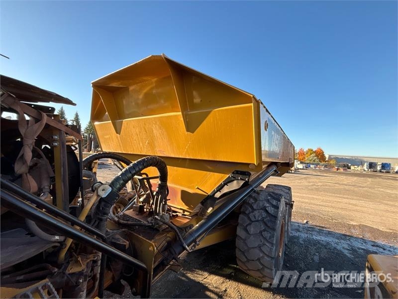 CAT 745C Karjeriniai savivarčiai