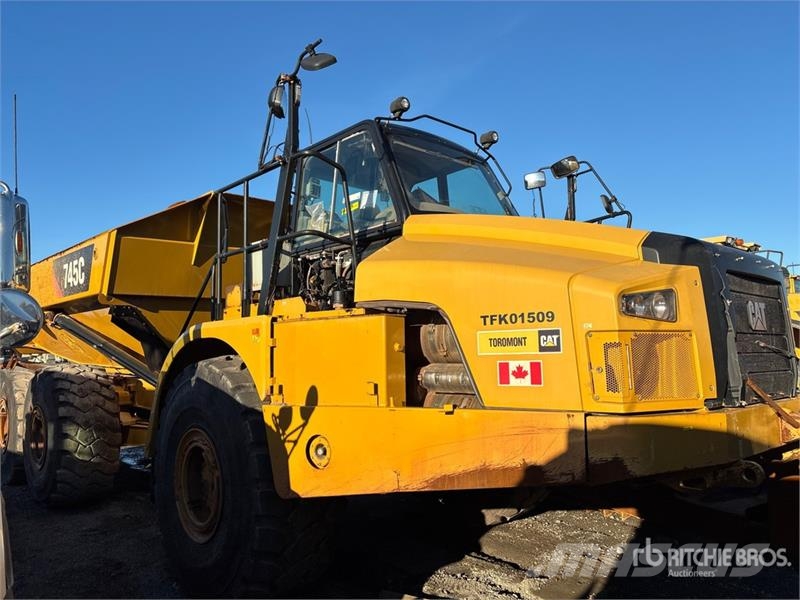 CAT 745C Karjeriniai savivarčiai