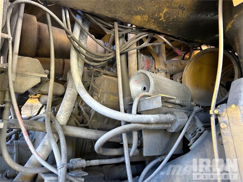 CAT 776B Haul Truck (Inoperable) Шарнирно-сочленённые самосвалы