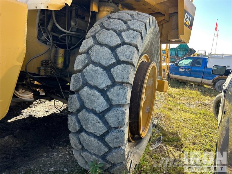 CAT 776B Haul Truck (Inoperable) Шарнирно-сочленённые самосвалы
