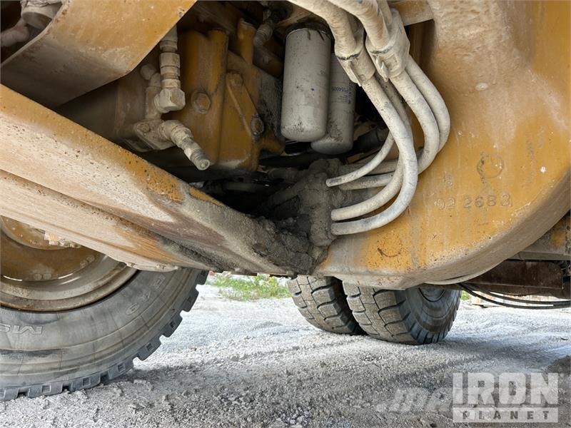CAT 777D Haul Truck Σπαστό Dump Truck ADT