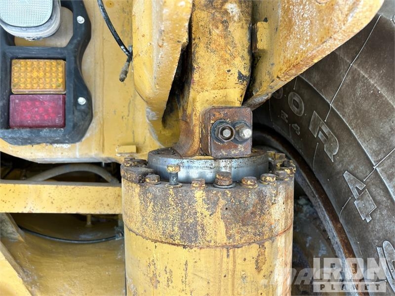 CAT 777D Haul Truck Σπαστό Dump Truck ADT