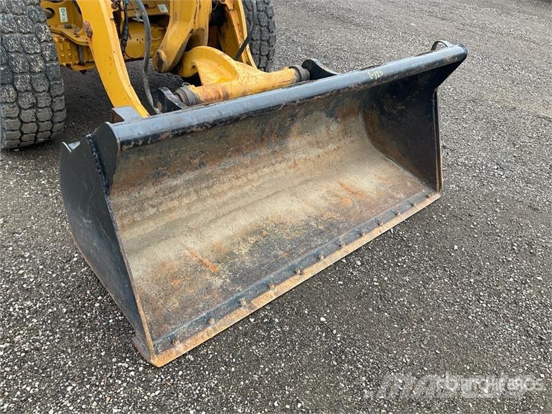 CAT 906M Wheel Loader Φορτωτές με λάστιχα (Τροχοφόροι)