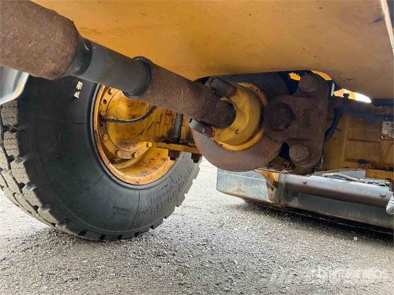 CAT 906M Wheel Loader Φορτωτές με λάστιχα (Τροχοφόροι)