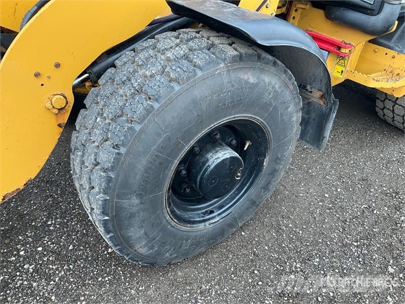 CAT 906M Wheel Loader Φορτωτές με λάστιχα (Τροχοφόροι)