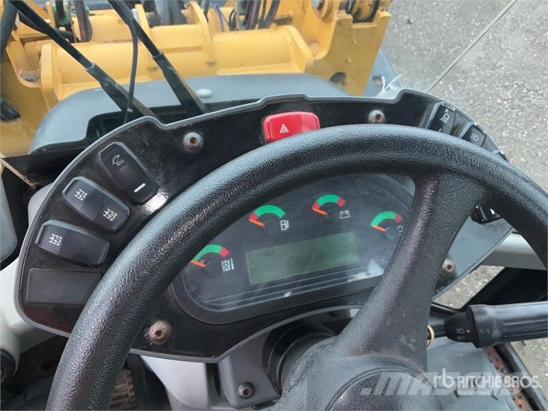 CAT 906M Wheel Loader Φορτωτές με λάστιχα (Τροχοφόροι)