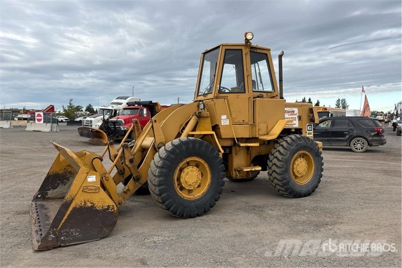 CAT 920 Колесни товарачи
