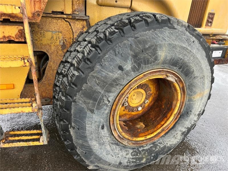 CAT 930 H Wheel Loader (Inoperable) Gumikerekes homlokrakodók