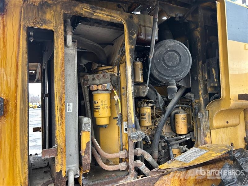 CAT 930 H Wheel Loader (Inoperable) Gumikerekes homlokrakodók