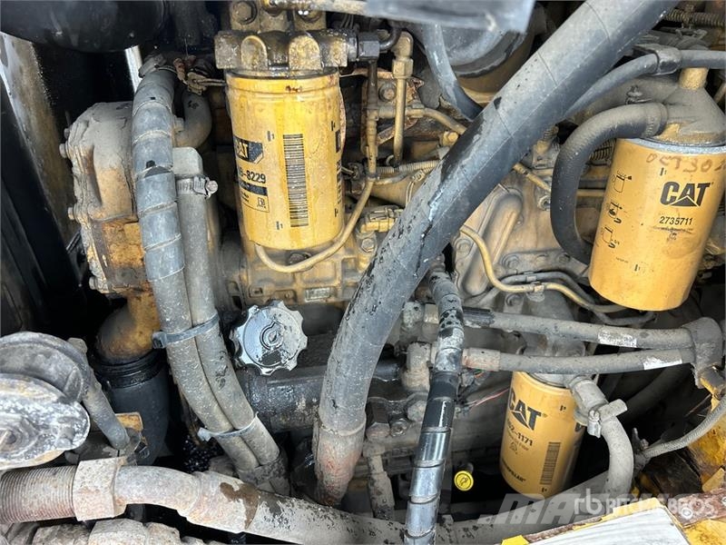 CAT 930 H Wheel Loader (Inoperable) Gumikerekes homlokrakodók