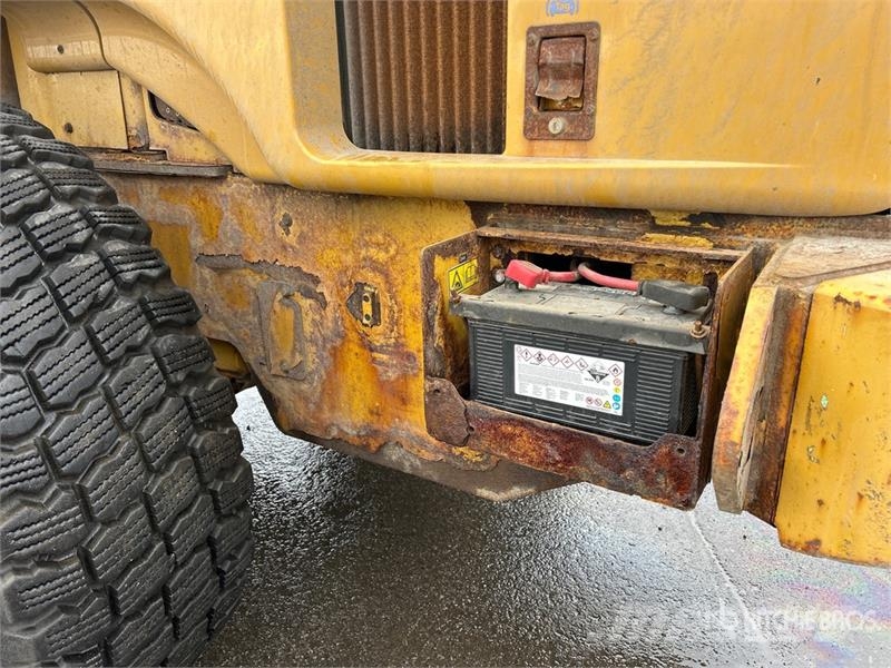 CAT 930 H Wheel Loader (Inoperable) Gumikerekes homlokrakodók