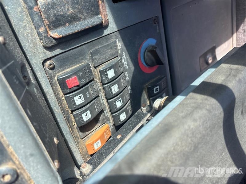 CAT 930G High Lift Wheel Loader Фронтальні навантажувачі