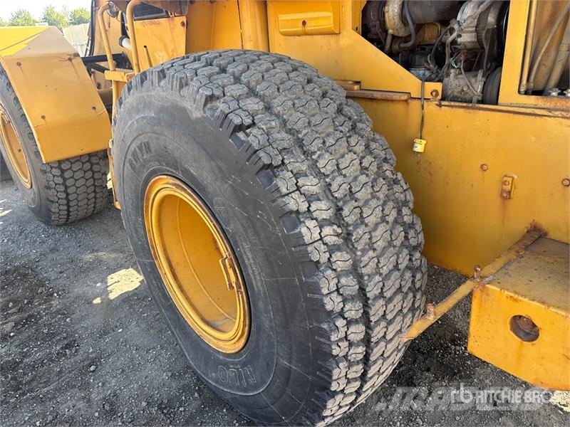 CAT 930G High Lift Wheel Loader Фронтальні навантажувачі