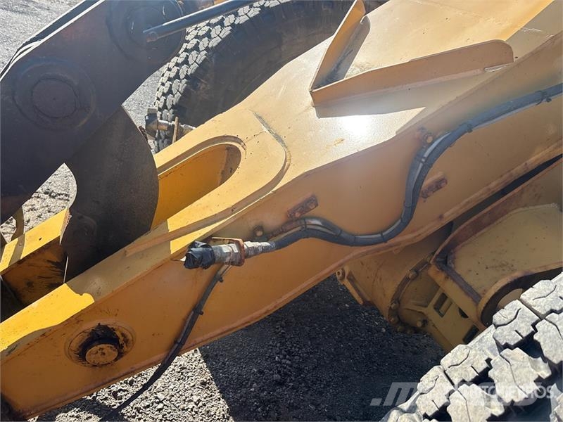 CAT 930G Wheel Loader Gumikerekes homlokrakodók