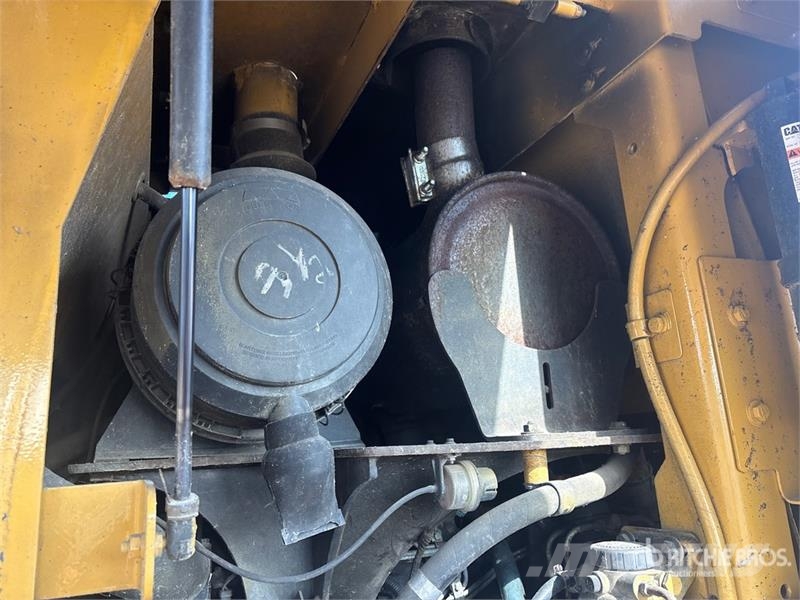 CAT 930G Wheel Loader Gumikerekes homlokrakodók