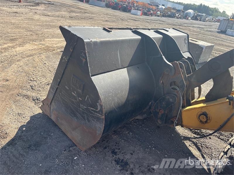 CAT 930G Wheel Loader Gumikerekes homlokrakodók