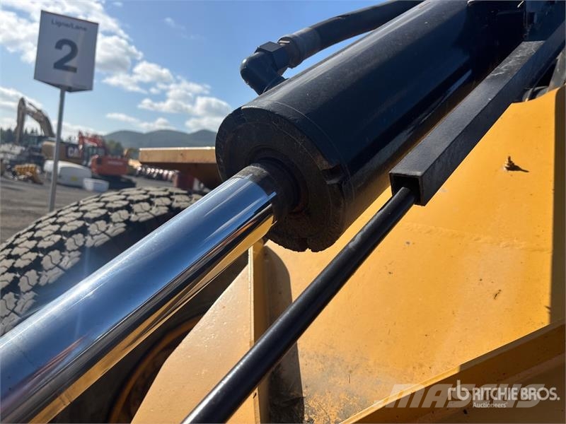 CAT 930G Wheel Loader Gumikerekes homlokrakodók