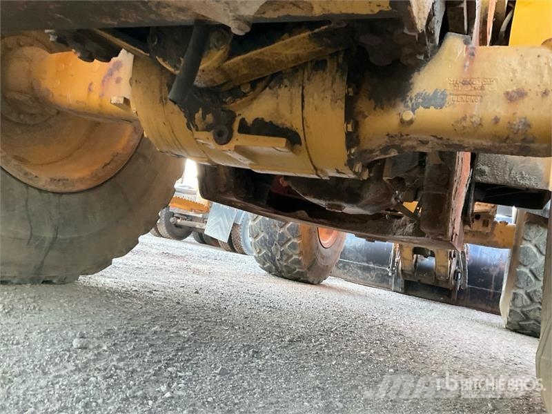 CAT 930H Wheel Loader Wheel loaders