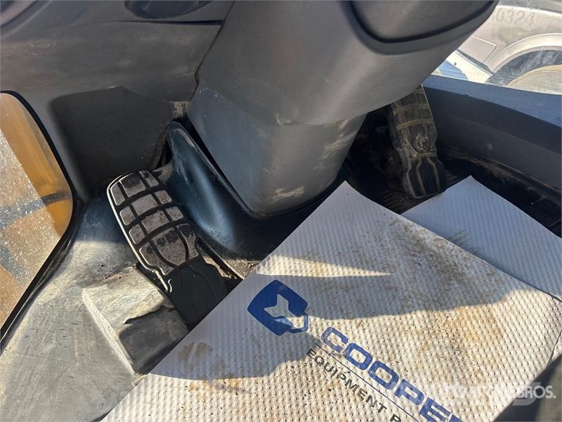 CAT 930M Pyöräkuormaajat