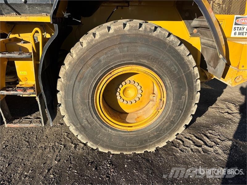 CAT 930M Pyöräkuormaajat