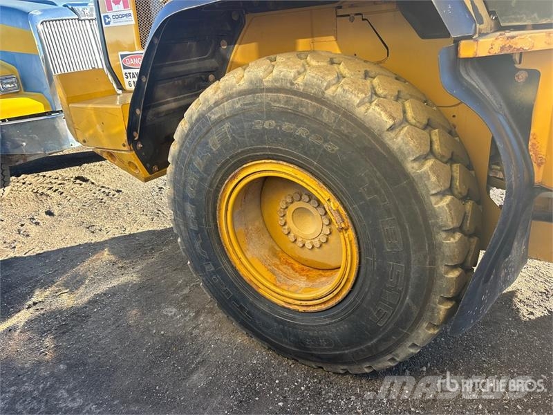 CAT 930M Pyöräkuormaajat