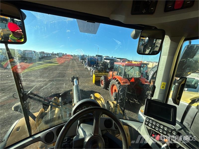 CAT 930M Pyöräkuormaajat