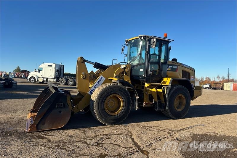CAT 930M Pyöräkuormaajat