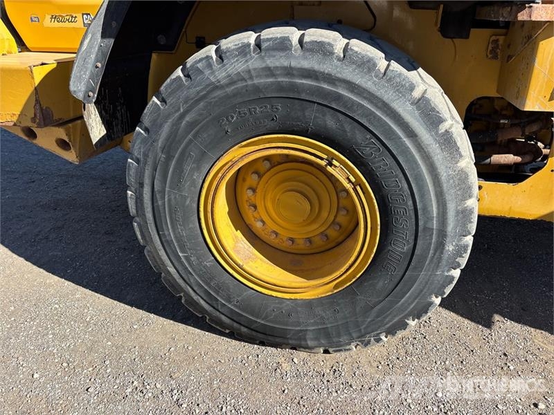 CAT 938K Wheel Loader Iekrāvēji uz riteņiem
