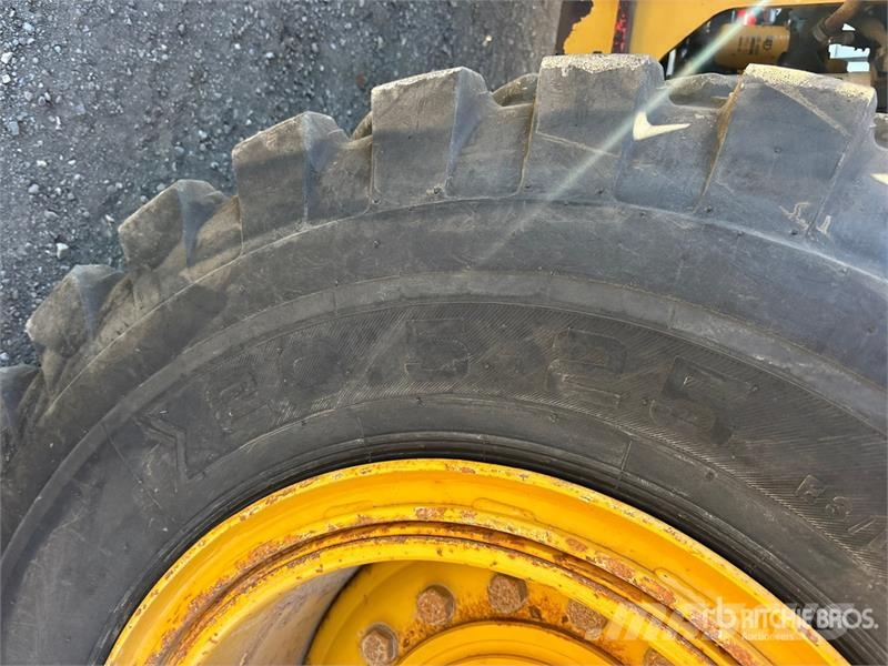 CAT 938K Wheel Loader Iekrāvēji uz riteņiem