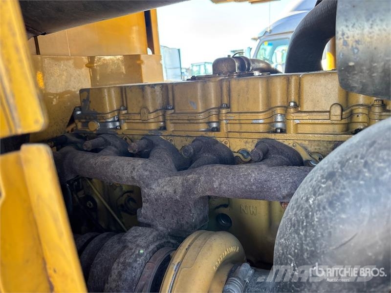 CAT 938K Wheel Loader Iekrāvēji uz riteņiem