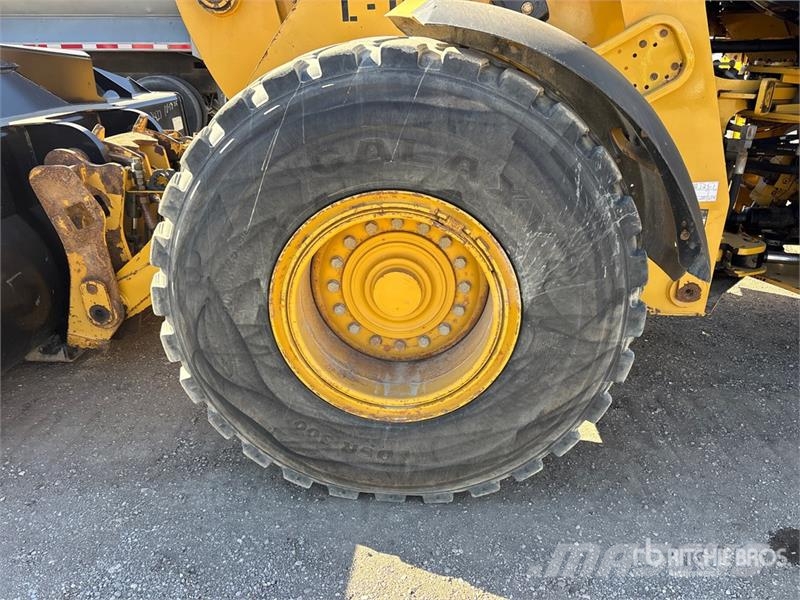 CAT 938K Wheel Loader Iekrāvēji uz riteņiem