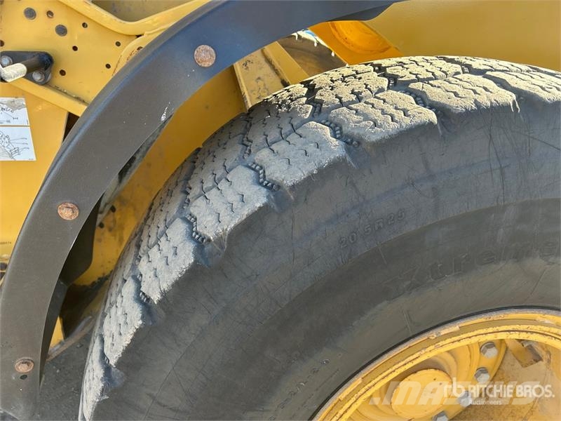 CAT 938M Radlader
