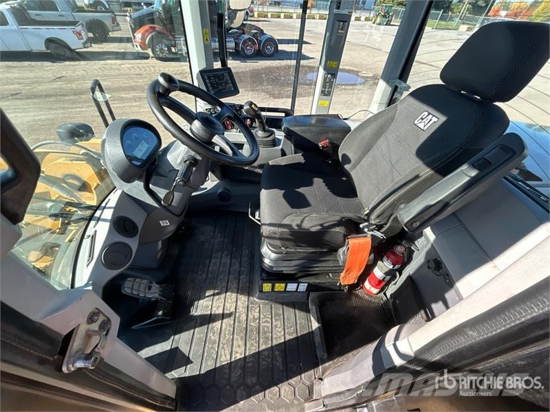 CAT 938M Radlader