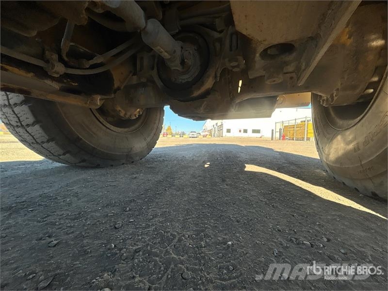CAT 938M Radlader