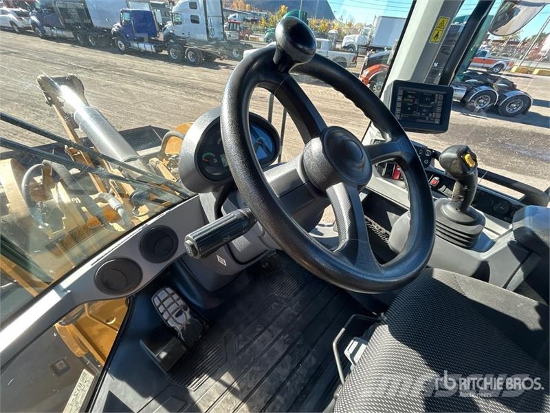 CAT 938M Radlader