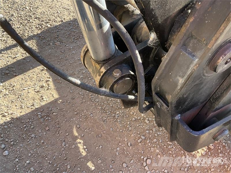 CAT 943D Telehandler Teleskopické manipulátory
